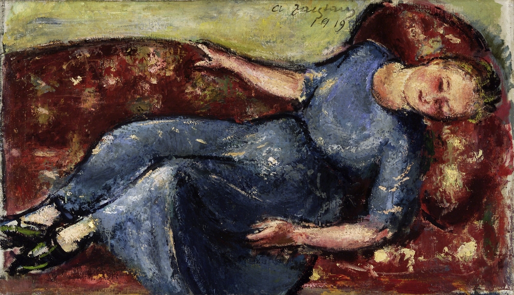 Anton Faistauer, Ruhendes Mädchen in Blau auf rotem Sofa, Öl auf Leinwand, 1919, © Salzburg Museum