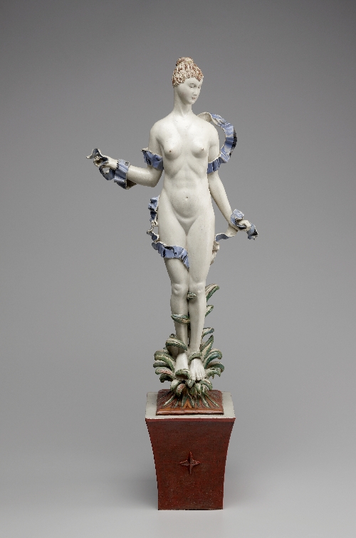 Daphne, Dagobert Peche, 1917, wood (lime), polychrome original, on original base, Salzburg Museum (purchased with the help of the Committee for Salzburg Art Treasures and the City of Salzburg), inv. no. 1124-89